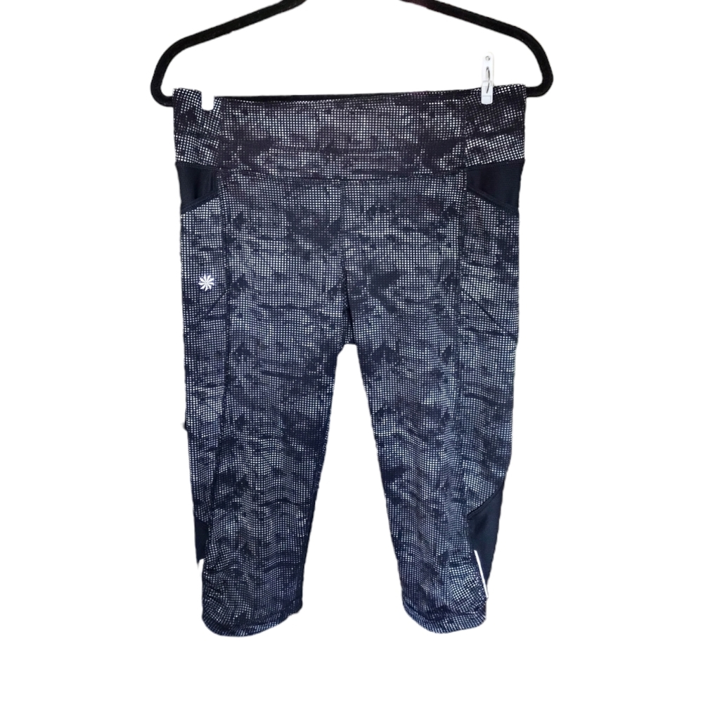 ATHLETA Be Free Knicker Capri Dot Maze Crop